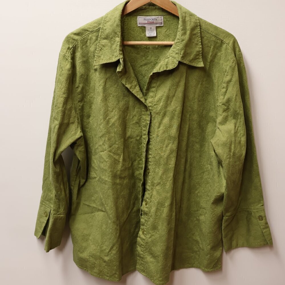 Passports Blouse Women Size 2X Moss Green Floral Pattern Three Quarter Sleeves